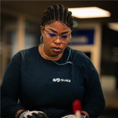 Liliana MAVUNGU commencé son parcours chez SUEZ RV Rebond