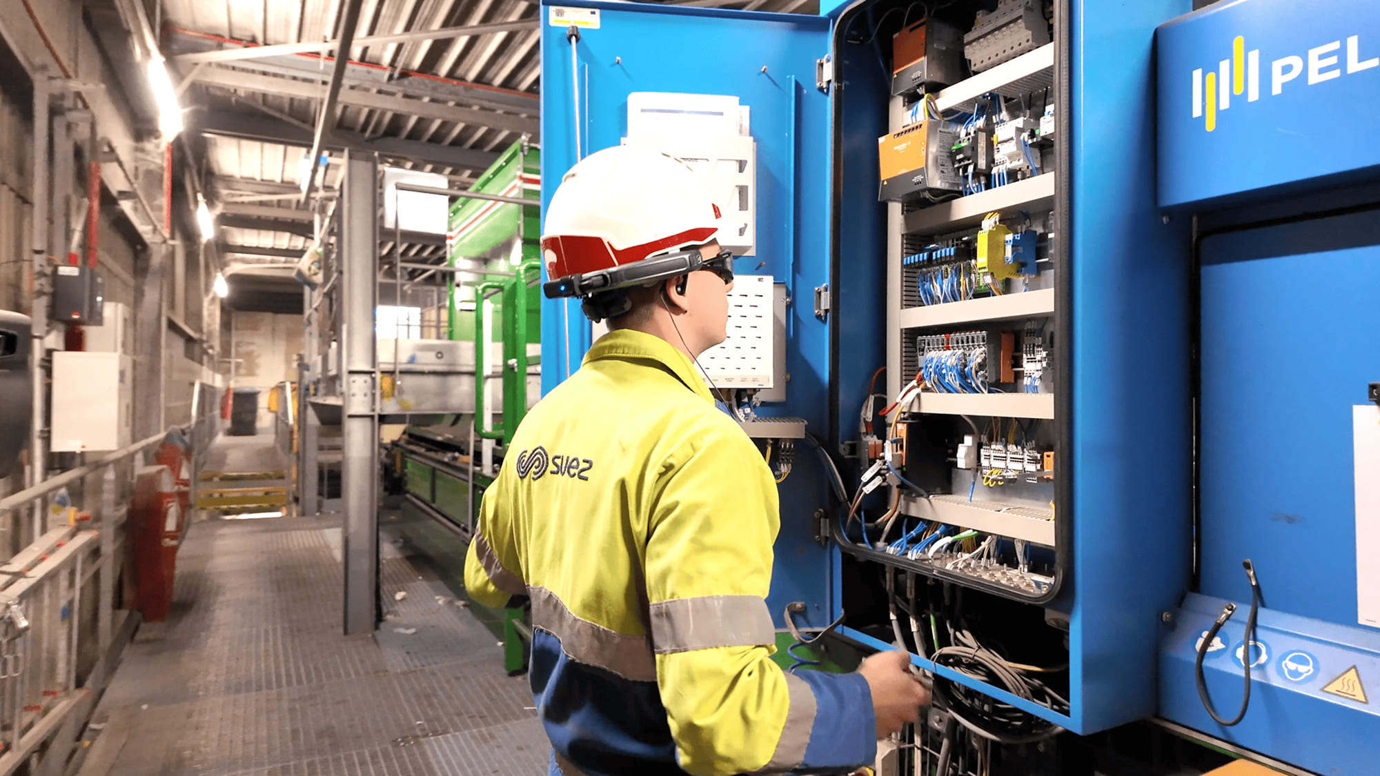 Imagetechinspectionarmoireelec 2 1 1 1