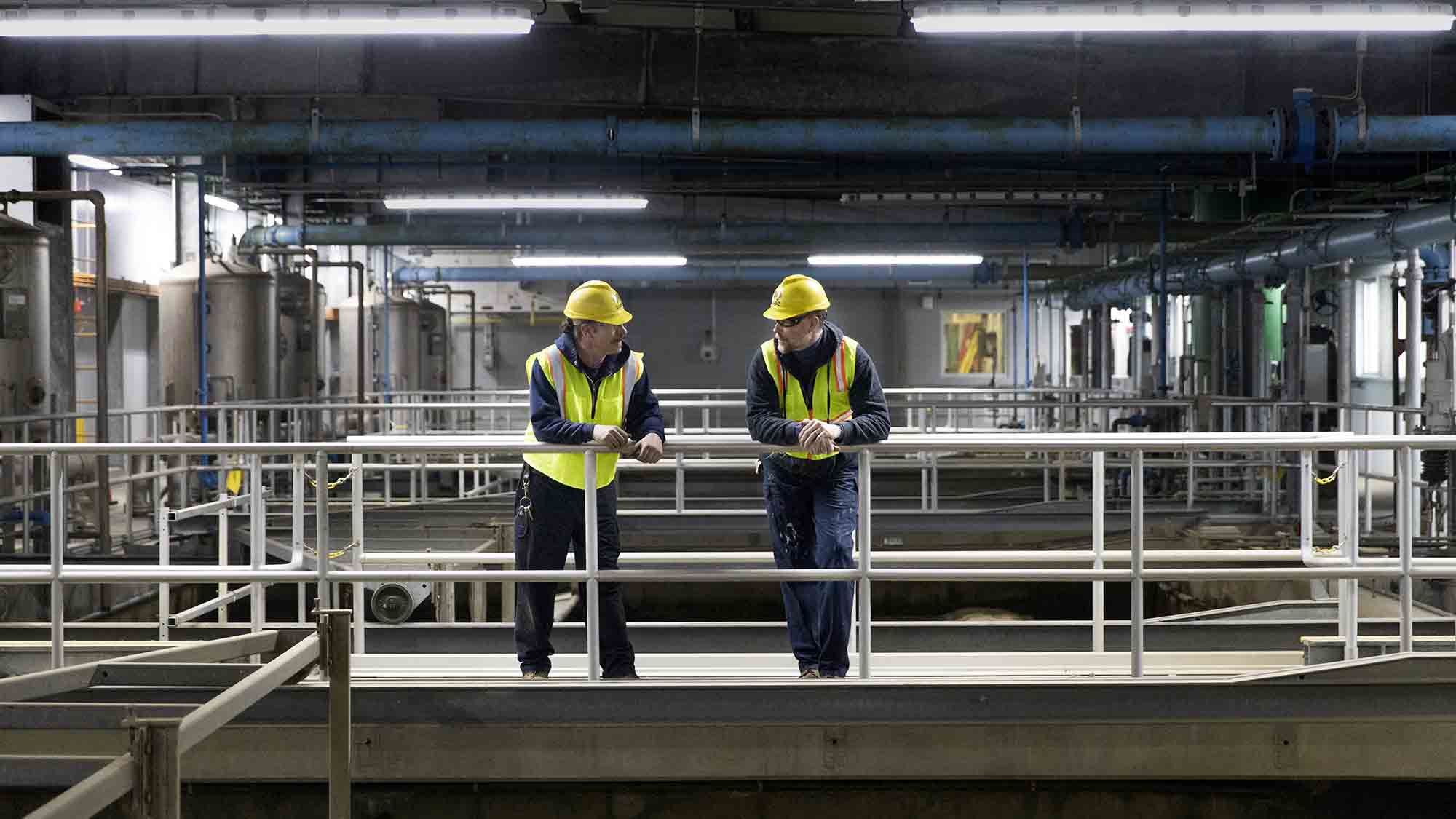 SUEZ working employees