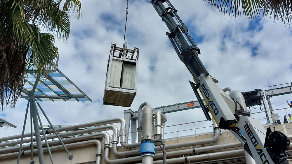 Remplacement des membranes sur une station d’épuration, CANNES AQUAVIVA – SUEZ