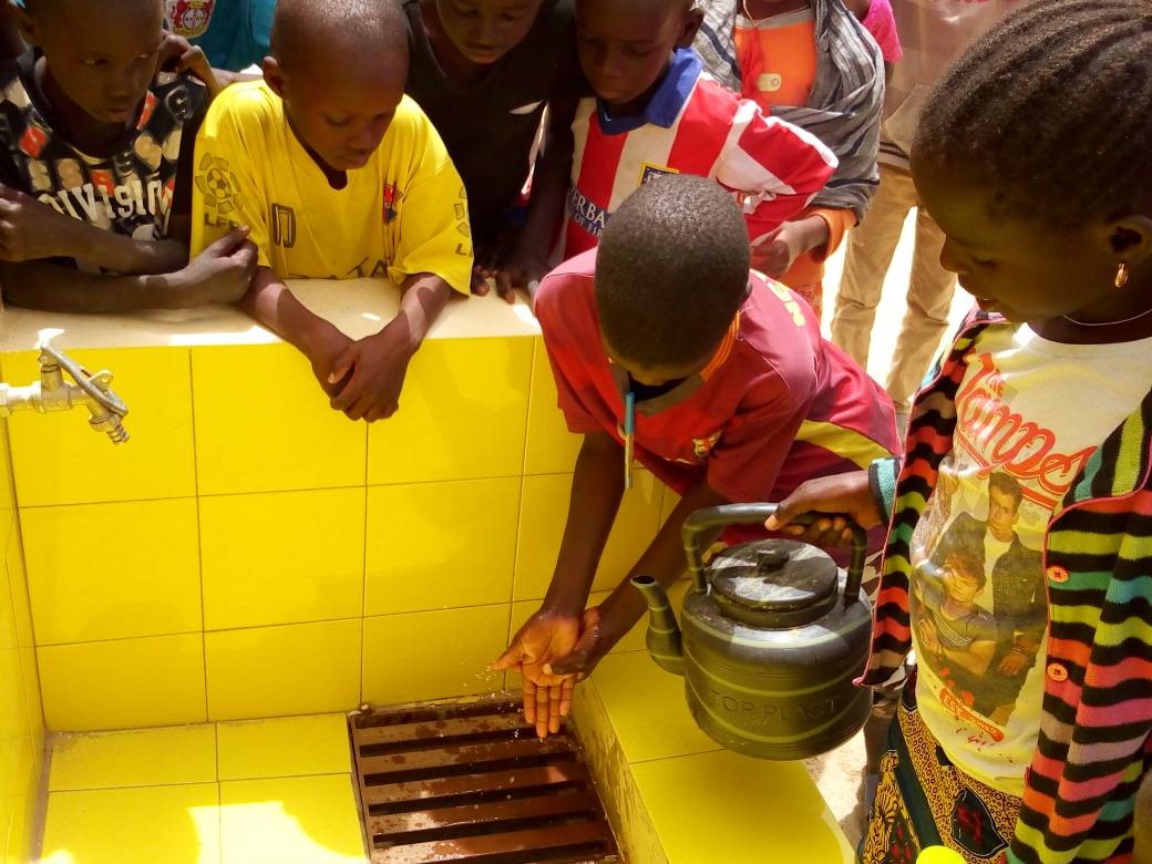 Le Partenariat, Le Partenariat