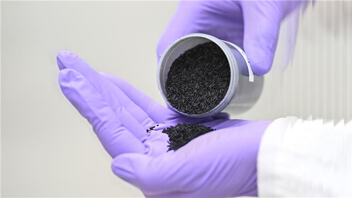 CIRSEEPlateformeTREATlabCroissysurSeineFrance144934filtre300 1 1