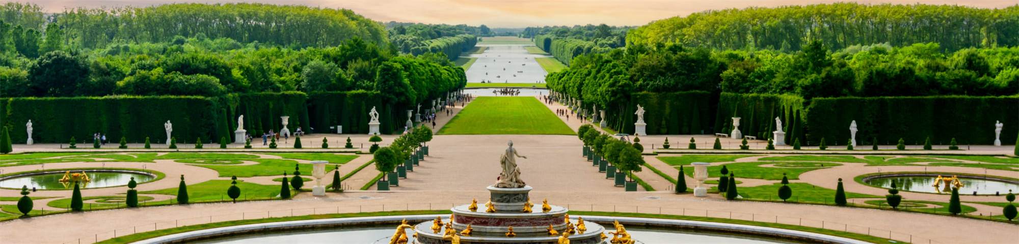 versailles pic all uses 1 (1)