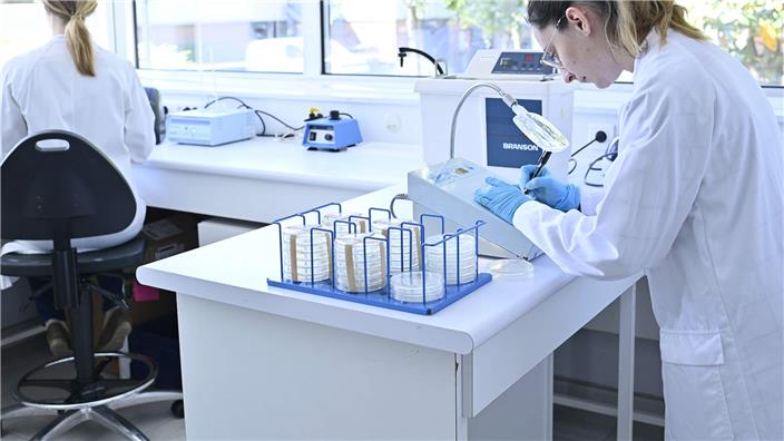 Laboratoire analyses CIRSEE