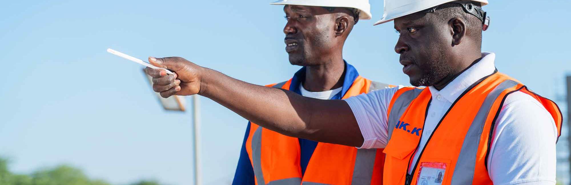Collaborateurs-sen-eau-usine-eau-potable-senegal