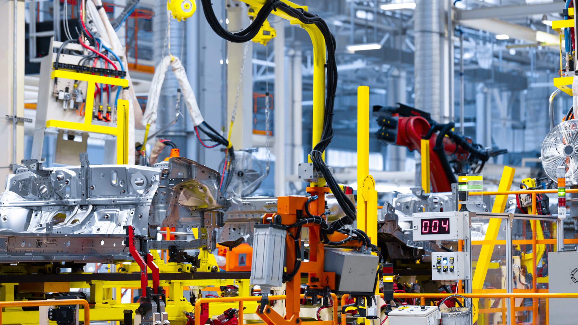 Ligne d'assemblage automatisée pour voitures ©Freepik