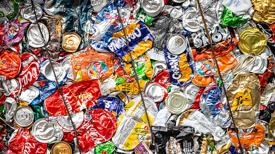 Balles-dechets-canettes Waste bales of Lons-le-Saunier sorting center, France