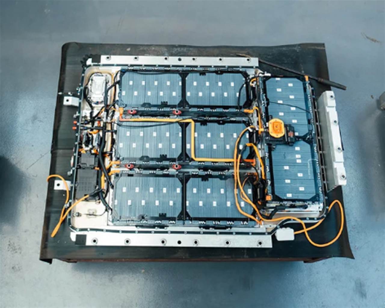 Lithium-ion-battery