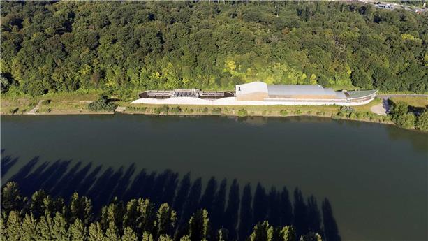 Usine de traitement des eaux usées de Fontainebleau-Avon (France)