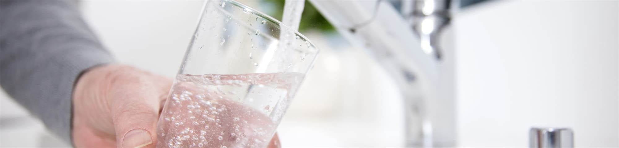 Verre deau du robinet (1)