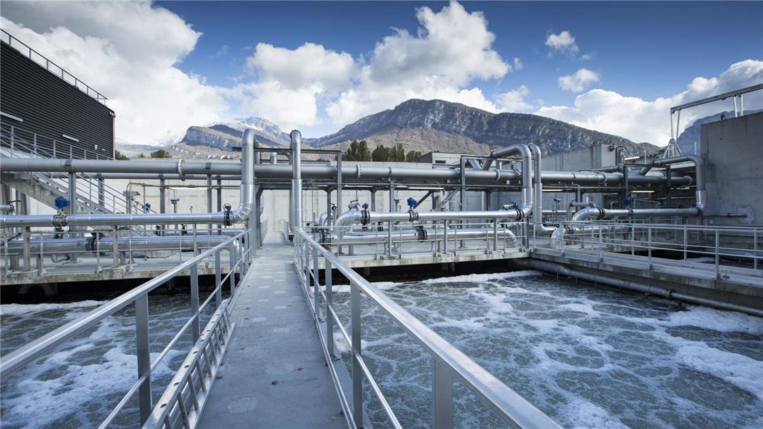 Traitement-eaux-usees-Aquapole-Grenoble Waste water treatment plant Aquapole - Grenoble, France